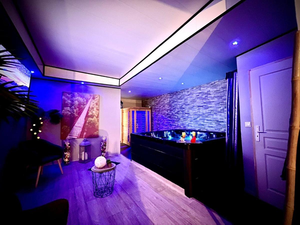 베르그 Logement Privatif Avec Jacuzzi 아파트 외부 사진