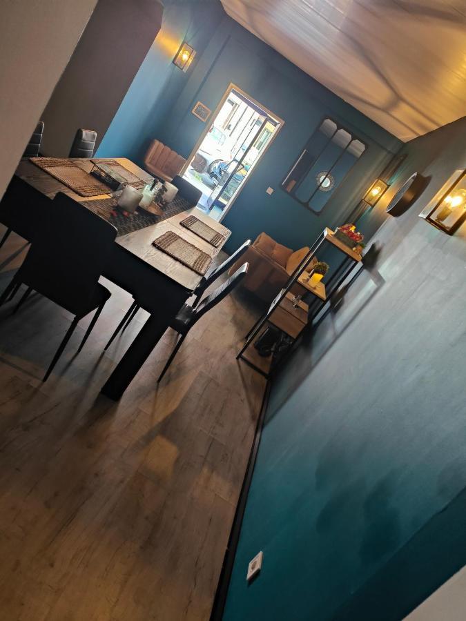 베르그 Logement Privatif Avec Jacuzzi 아파트 외부 사진