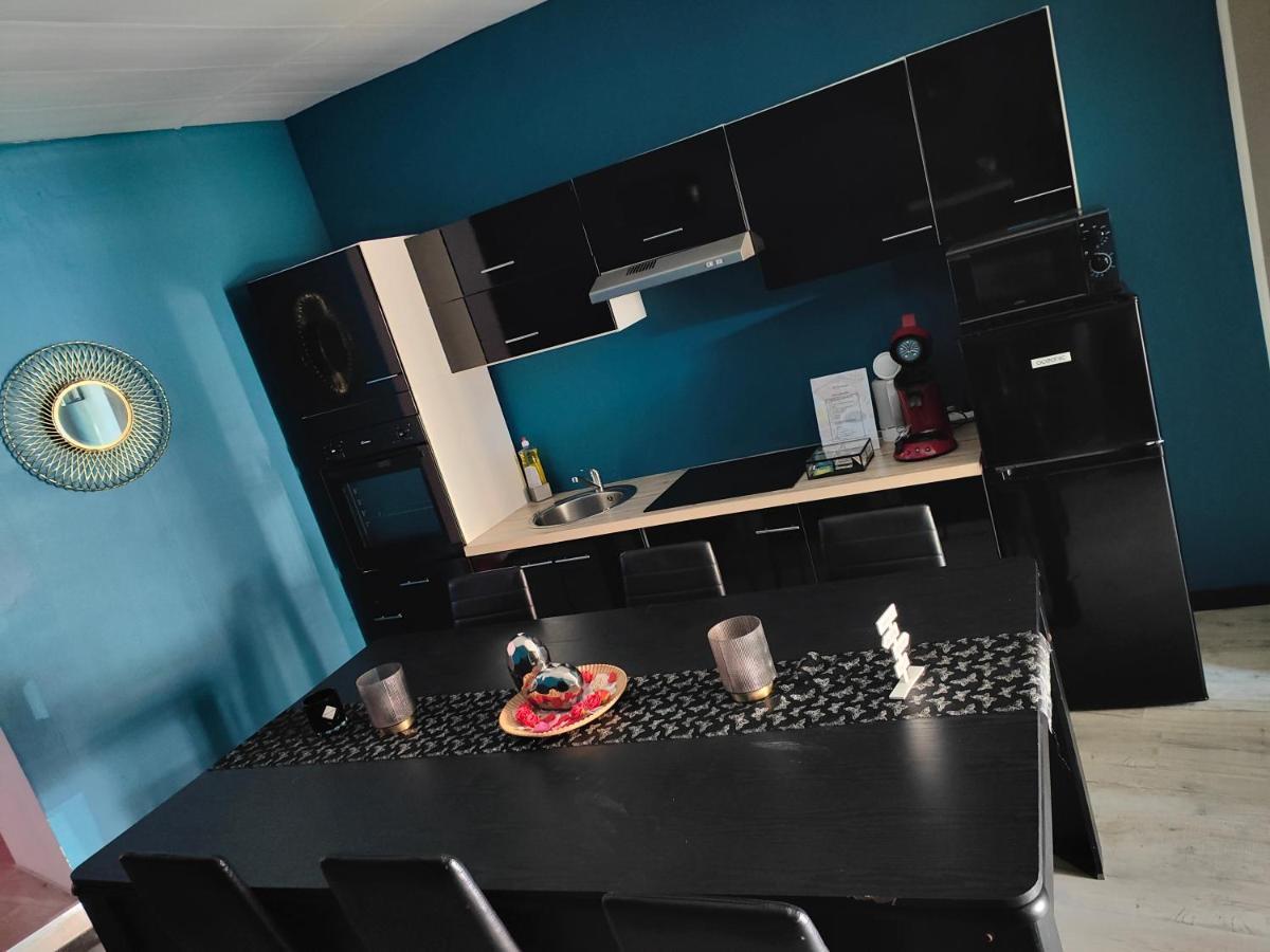베르그 Logement Privatif Avec Jacuzzi 아파트 외부 사진